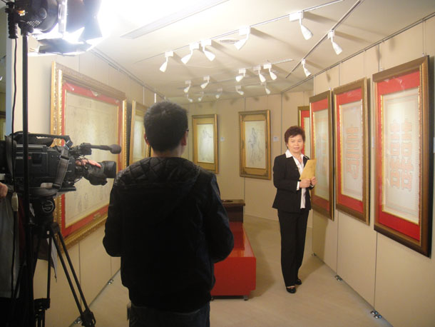 2010年霹靂國際多媒體專訪桃園機場書法展